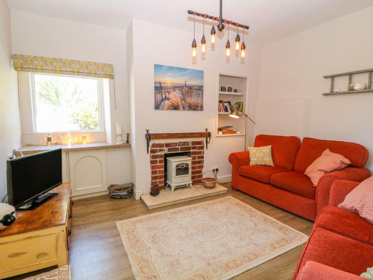 Charming 2 Bed House Near Rhoscolyn Discounts For Villa Holyhead Eksteriør bilde