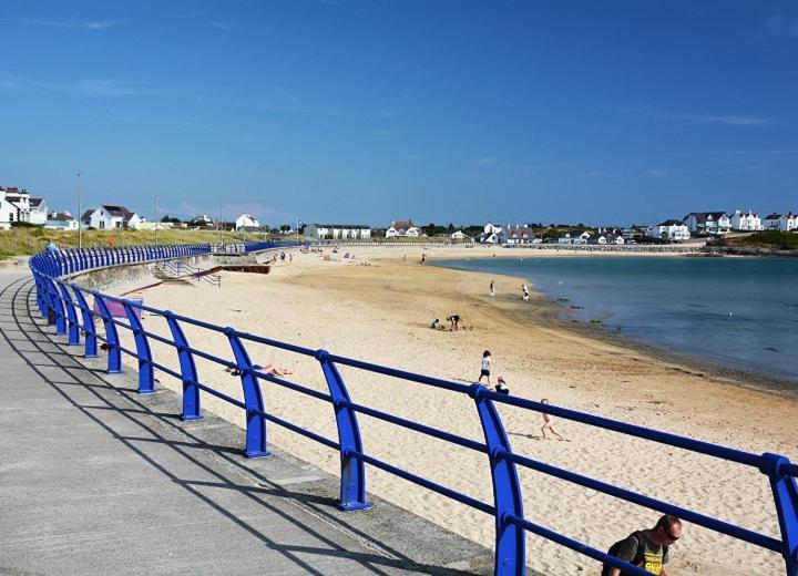 Charming 2 Bed House Near Rhoscolyn Discounts For Villa Holyhead Eksteriør bilde