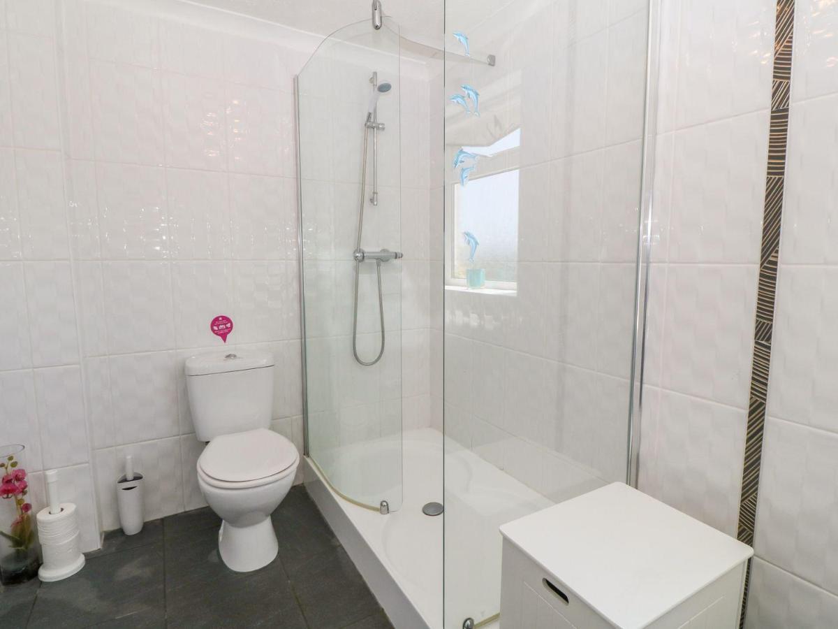 Charming 2 Bed House Near Rhoscolyn Discounts For Villa Holyhead Eksteriør bilde